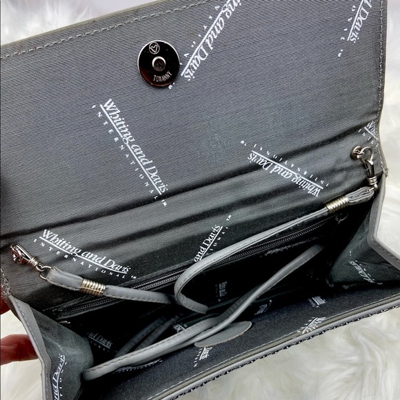 VINTAGE Grey Mesh Whiting and Davis Chain Link Purse Handbag to Crossbody - Picture 5 of 7